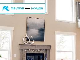 https://reverehomes.com/ website