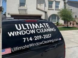 https://ultimatewindowcleaning.com/ website