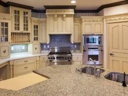 https://bradentonkitchenremodels.com/ website