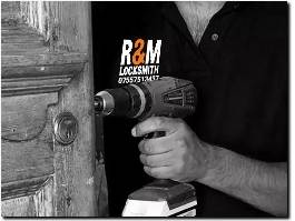 https://www.londoneastlocksmith.co.uk/ website