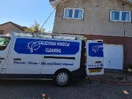 https://www.caledoniawindowcleaning.co.uk/ website