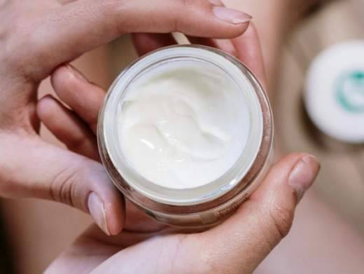 https://www.thebeautyframework.com/ website